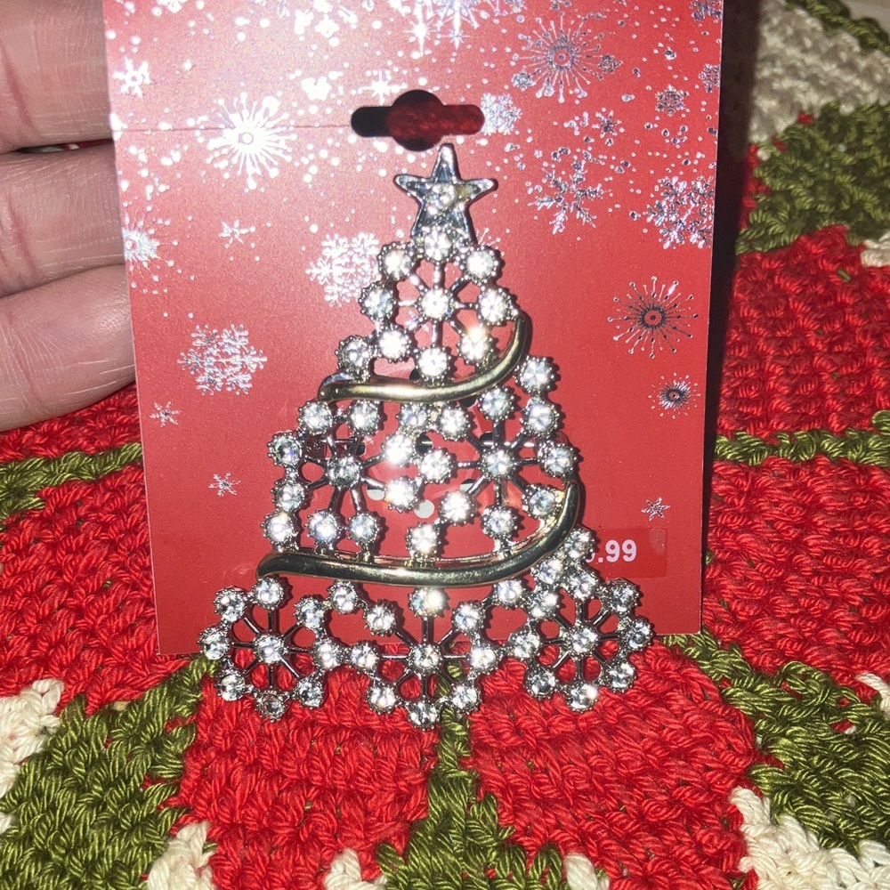 Vintage KMART Silver Christmas Tree Brooch 2.5” Rhinestones New